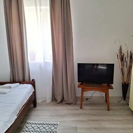 Miha'S Apartament Sulina Exteriér fotografie