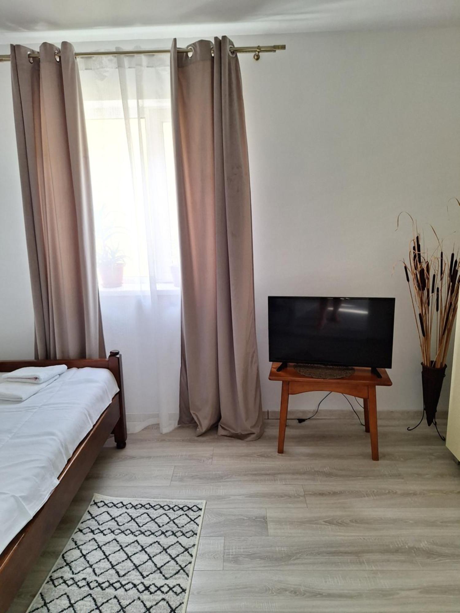 Miha'S Apartament Sulina Exteriér fotografie